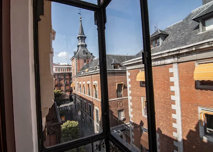 Plaza Mayor Suites&s